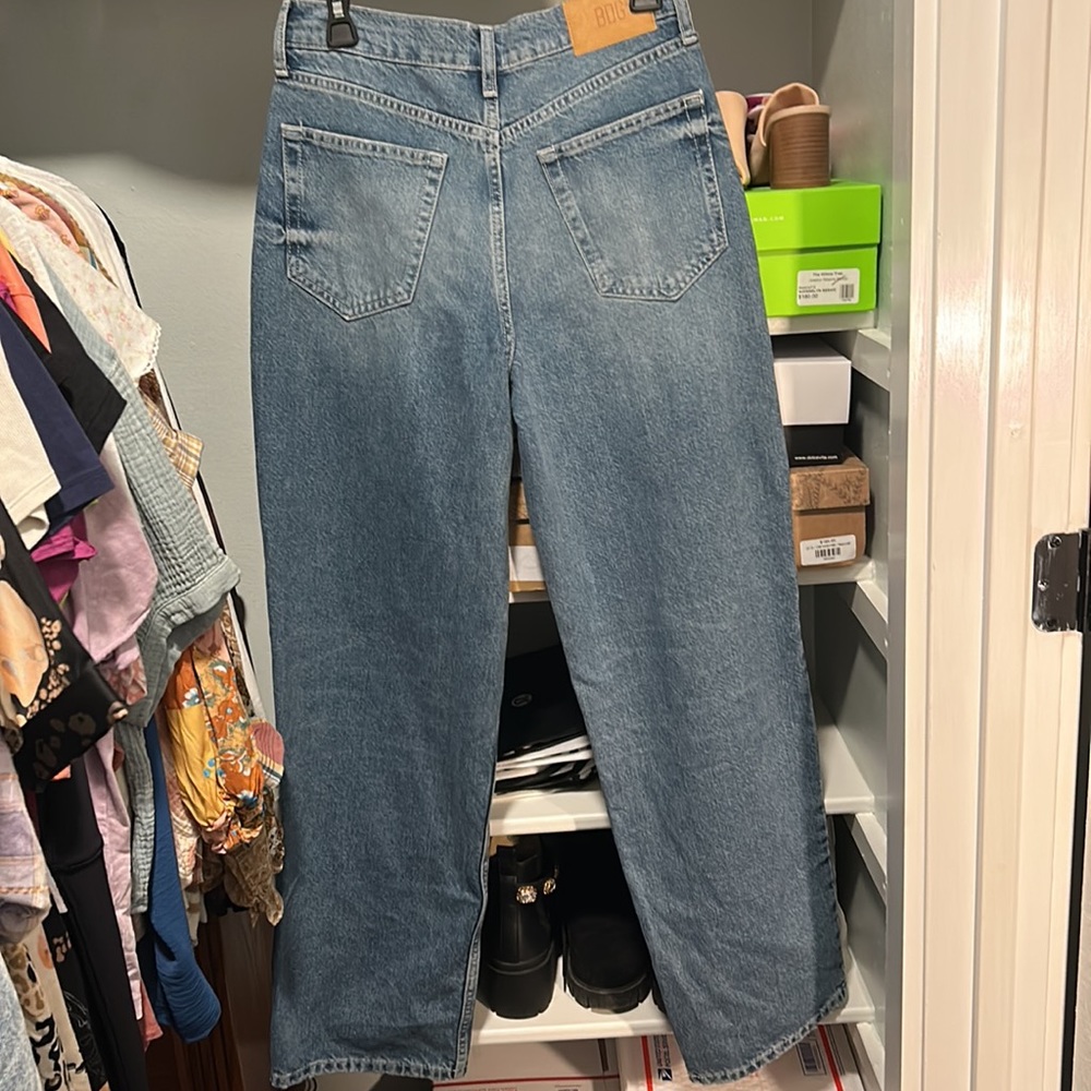 BDG Mid-Vintage Wash 90s Baggy Boyfriend Jeans - Picture 7 of 9